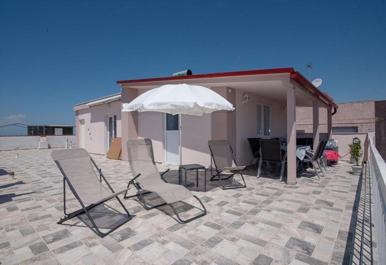 Grcka Reni Greece Beach Penthaus 3 Nea Kallikrateia Bagian luar foto