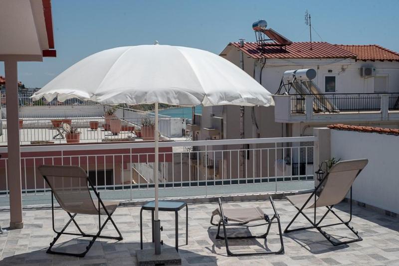 Grcka Reni Greece Beach Penthaus 3 Nea Kallikrateia Bagian luar foto